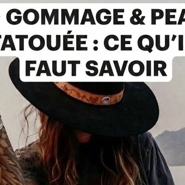 Gommage et exfoliation sur peau tatouée